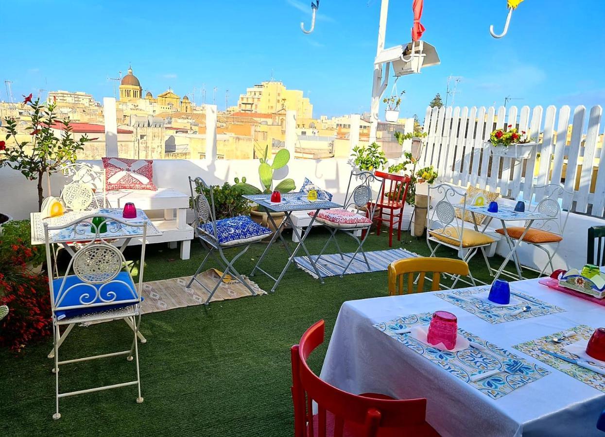 Due Passi Dal Centro Bed & Breakfast Marsala Eksteriør bilde