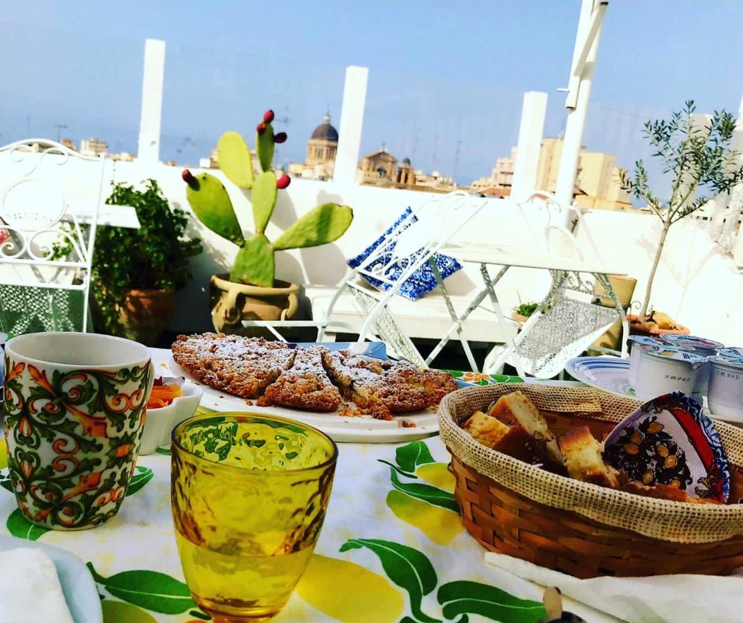 Due Passi Dal Centro Bed & Breakfast Marsala Eksteriør bilde